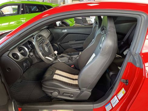 Used 2014 Ford Mustang Shelby GT500 image 14