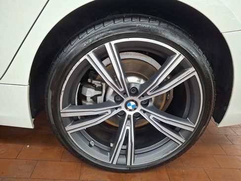 Used 2023 BMW 330i xDrive Sedan w/ Premium Package AWD/4WD image 6