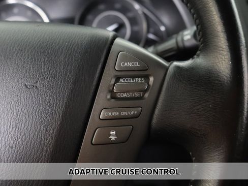 Used 2019 Nissan Armada SV image 4