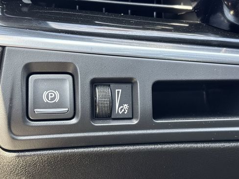 Used 2020 Cadillac XT6 Sport AWD/4WD image 29