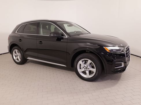 Used 2023 Audi Q5 2.0T Premium w/ Convenience Package AWD/4WD image 9