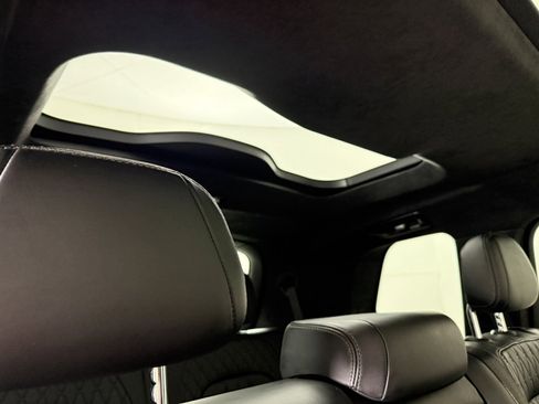 Used 2022 BMW X7 M50i w/ Cold Weather Package AWD/4WD image 15