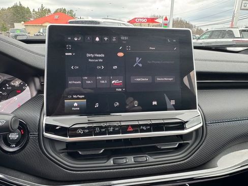 New 2026 Jeep Compass Limited image 16