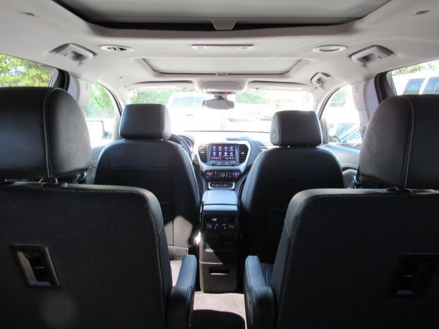 Certified 2023 GMC Acadia SLT w/ Preferred Package AWD/4WD image 32