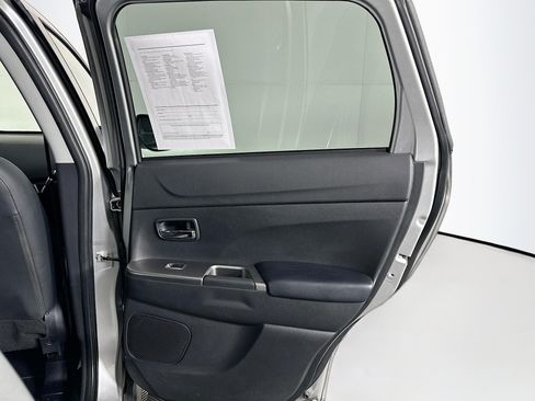 Used 2024 Mitsubishi Outlander Sport AWD image 30