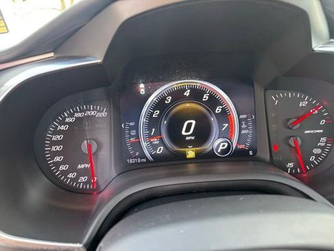 Used 2016 Chevrolet Corvette Z06 w/ 3LZ Preferred Equipment Group image 19