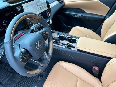 New 2026 Lexus RX 350 Premium FWD image 4