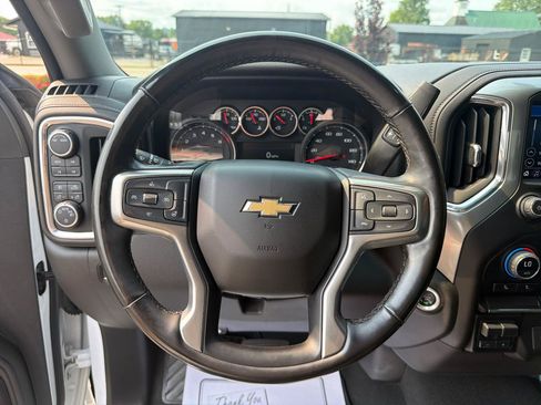 Used 2023 Chevrolet Silverado 2500 LT w/ Convenience Package AWD/4WD image 10
