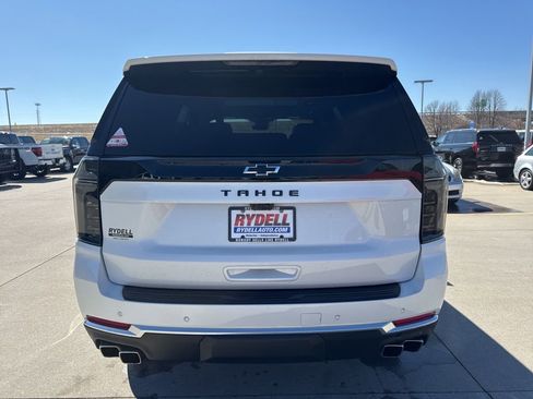 Used 2025 Chevrolet Tahoe High Country AWD/4WD image 32