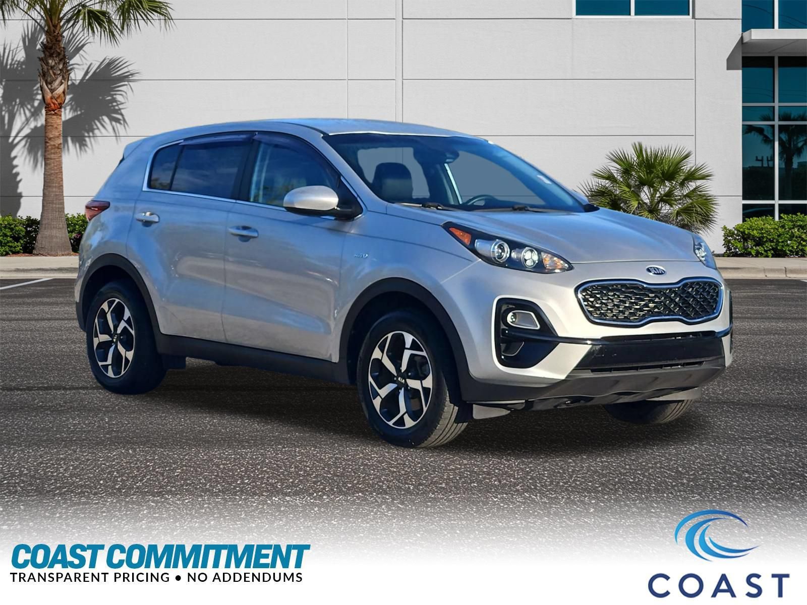 Used 2022 Kia Sportage LX AWD/4WD image 3