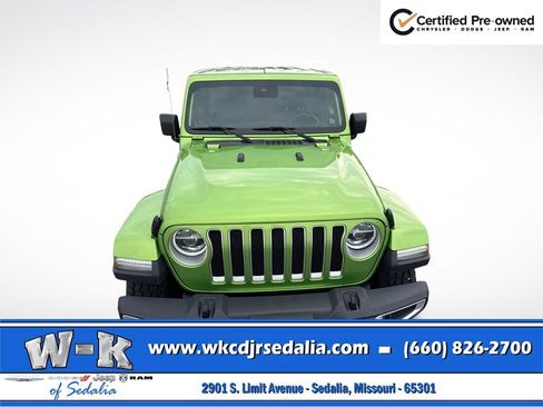 Used 2019 Jeep Wrangler Unlimited Sahara AWD/4WD image 16