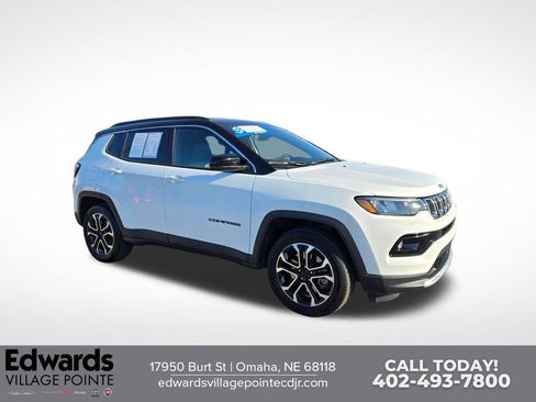 Used 2023 Jeep Compass Limited AWD/4WD image 1