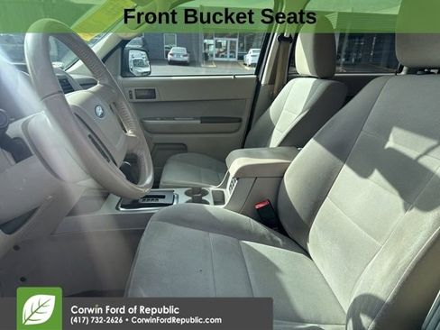 Used 2012 Ford Escape XLT image 10