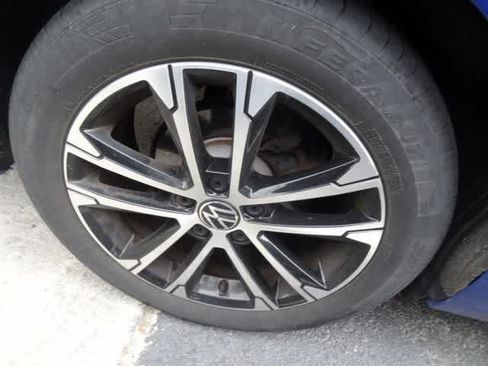 Used 2023 Volkswagen Jetta Sport FWD image 23