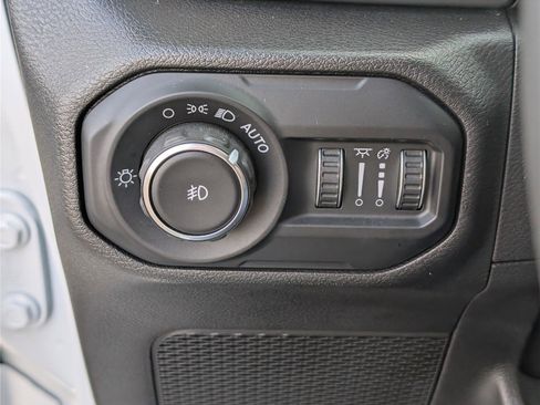 Used 2022 Jeep Wrangler Sport S image 18