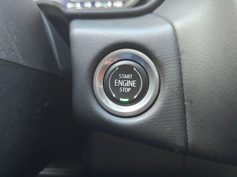 Used 2023 Chevrolet Tahoe Z71 w/ Luxury Package image 25