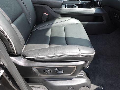 Used 2019 RAM 1500 Limited AWD/4WD image 43