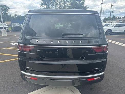 Used 2022 Jeep Wagoneer Series III w/ Premium Group I image 6