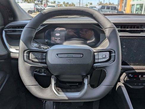New 2026 Jeep Cherokee Overland w/ Advanced Pro Tech Group AWD/4WD image 18
