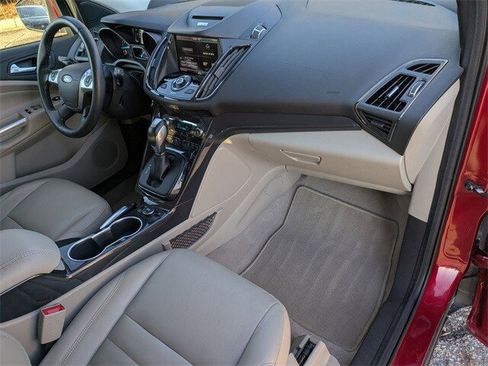 Used 2015 Ford Escape Titanium w/ Equipment Group 301A image 19