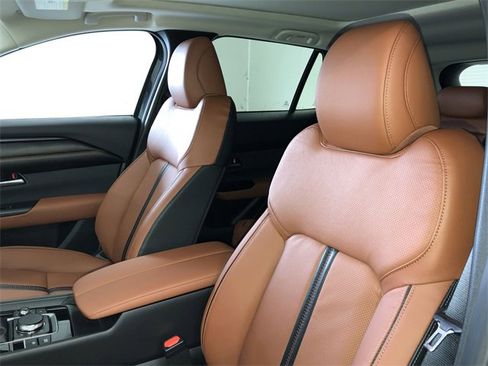 Certified 2025 MAZDA CX-50 AWD 2.5 Turbo w/ Cargo Package image 21