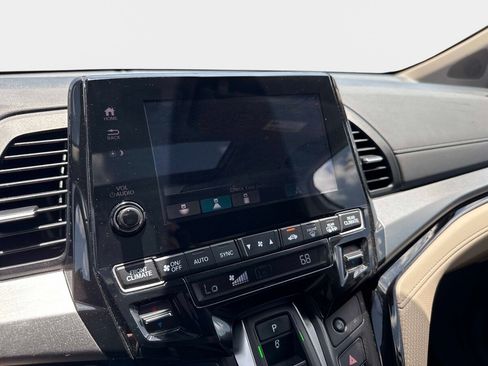 Used 2024 Honda Odyssey Touring image 24