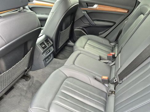 Used 2023 Audi Q5 2.0T Premium Plus image 13