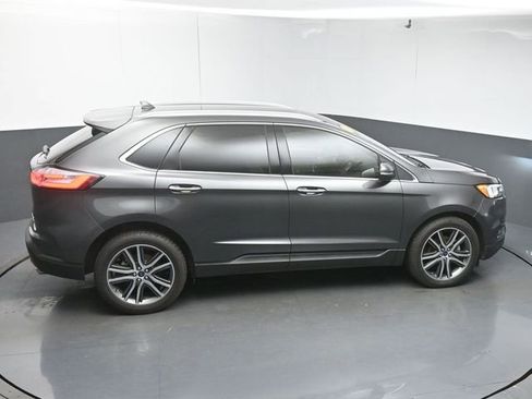 Used 2019 Ford Edge Titanium w/ Cold Weather Package image 44