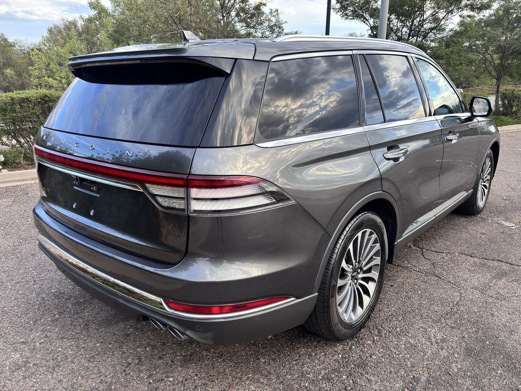 Used 2020 Lincoln Aviator Reserve RWD image 5