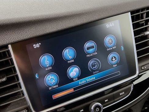 Used 2018 Buick Encore Essence image 14