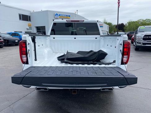 Used 2022 GMC Sierra 1500 Elevation w/ LPO, Elevation Black Package AWD/4WD image 24