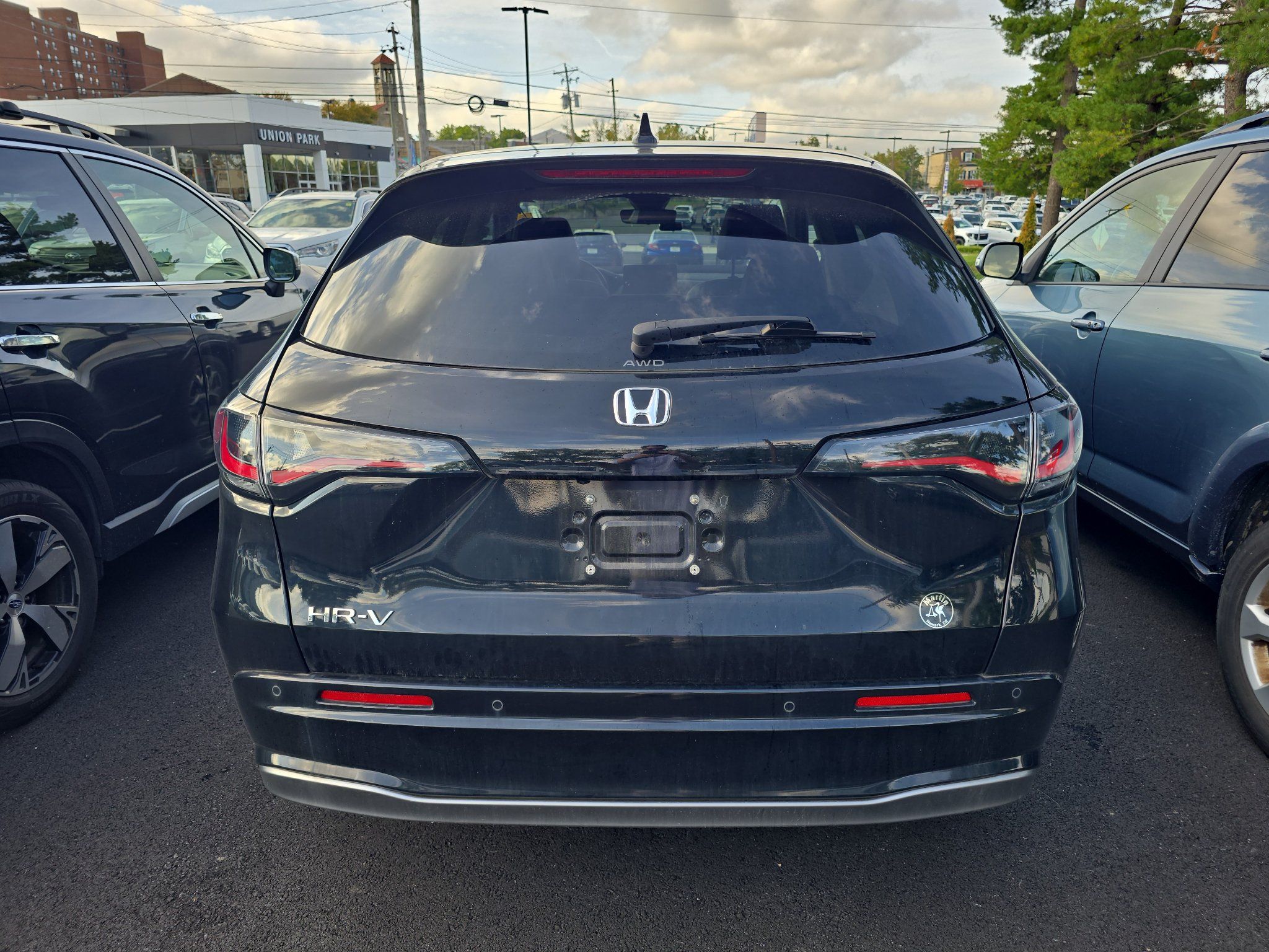 Used 2024 Honda HR-V EX-L image 5