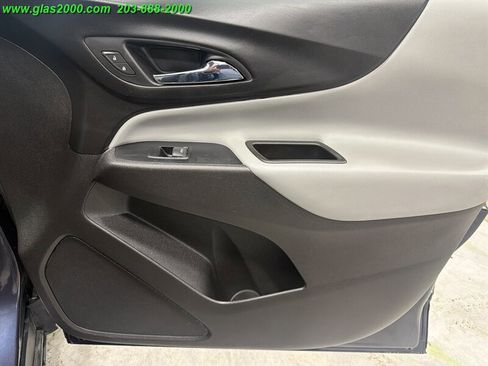 Used 2018 Chevrolet Equinox LS AWD/4WD image 28