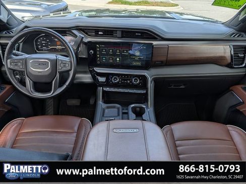 Used 2024 GMC Sierra 2500 Denali Ultimate AWD/4WD image 15