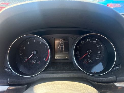 Used 2018 Volkswagen Passat 2.0T SE FWD image 22