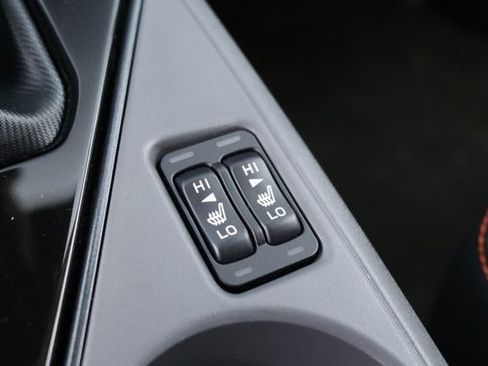 Used 2025 Subaru Crosstrek 2.5i Limited w/ Crosstrek Mirror Package image 33