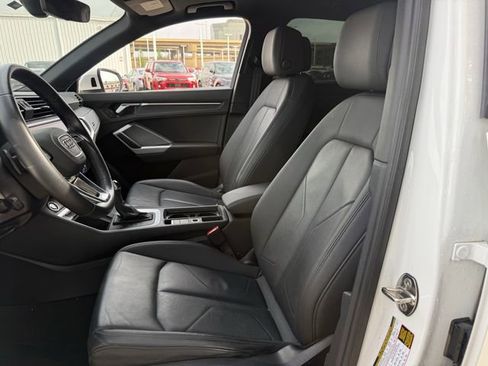 Used 2021 Audi Q3 2.0T Premium w/ Convenience Package AWD/4WD image 26