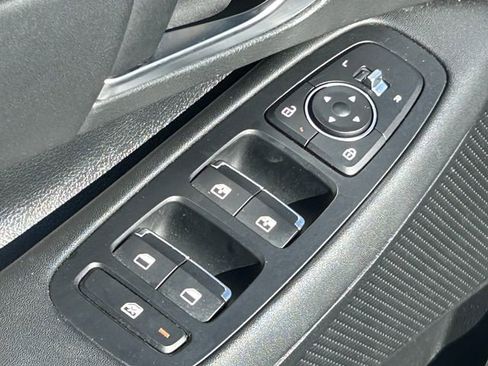 Used 2025 Hyundai Sonata SEL FWD image 28