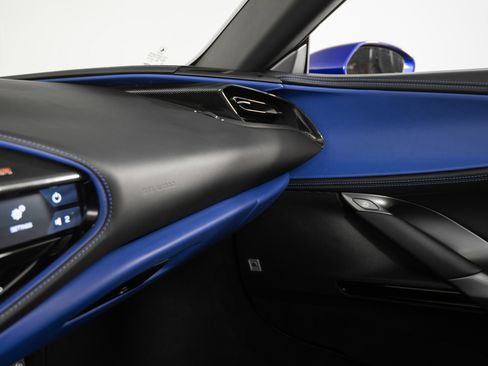 Certified 2022 Ferrari SF90 Spider AWD/4WD image 40