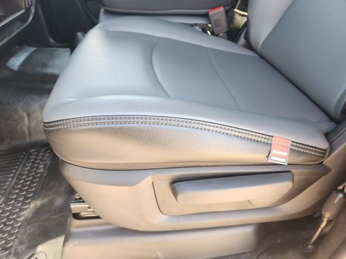 New 2026 RAM 2500 Tradesman w/ Chrome Appearance Group image 21