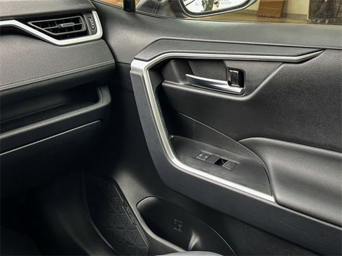 Certified 2024 Toyota RAV4 XLE Premium image 24