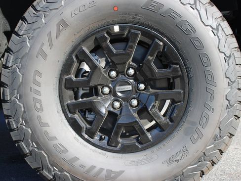 New 2026 Ford Bronco Raptor AWD/4WD image 22
