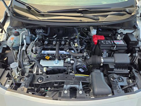 Used 2025 Nissan Versa SV FWD image 44