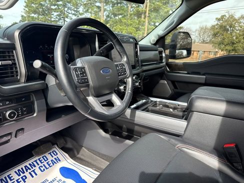 Used 2024 Ford F350 Lariat w/ Lariat Ultimate Package image 15