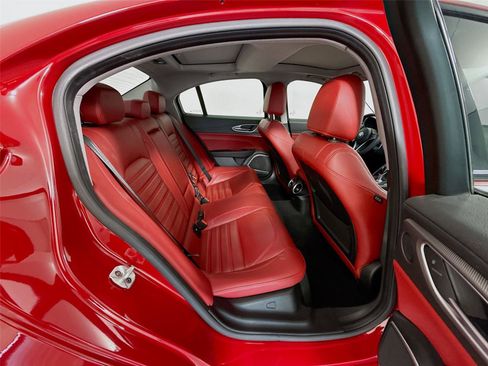 Used 2019 Alfa Romeo Giulia Ti Sport w/ Quick Order Package 22U Sport RWD image 6