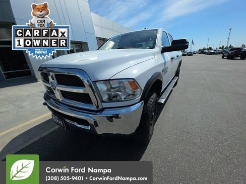 Used 2018 RAM 2500 Tradesman w/ Chrome Appearance Group AWD/4WD image 4