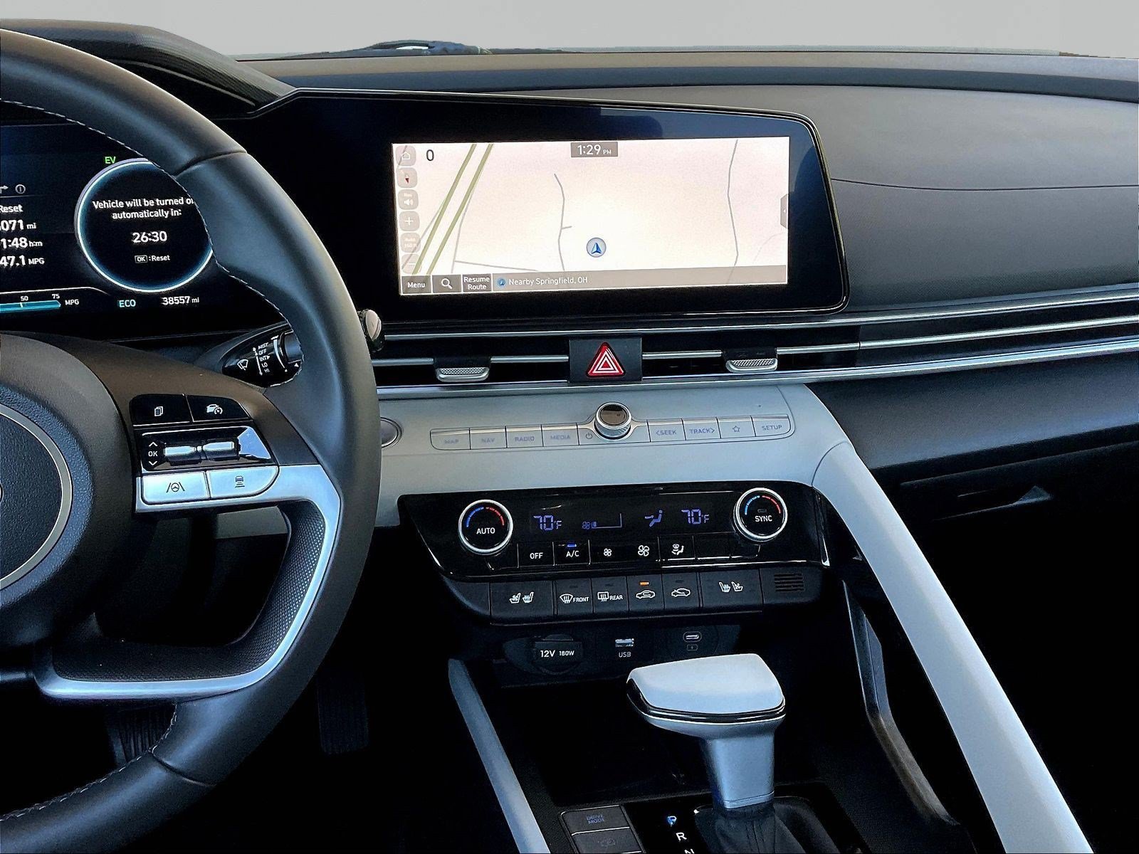 Used 2025 Hyundai Elantra Limited FWD image 9