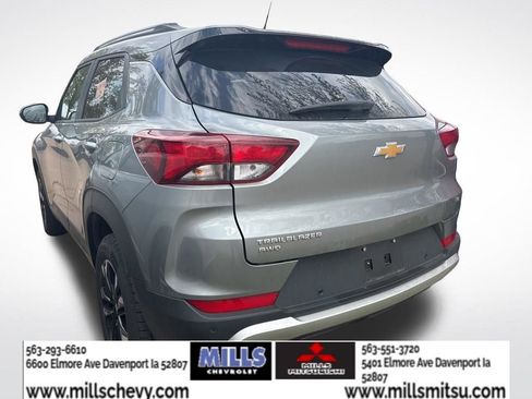 Used 2023 Chevrolet TrailBlazer LT w/ Convenience Package AWD/4WD image 4