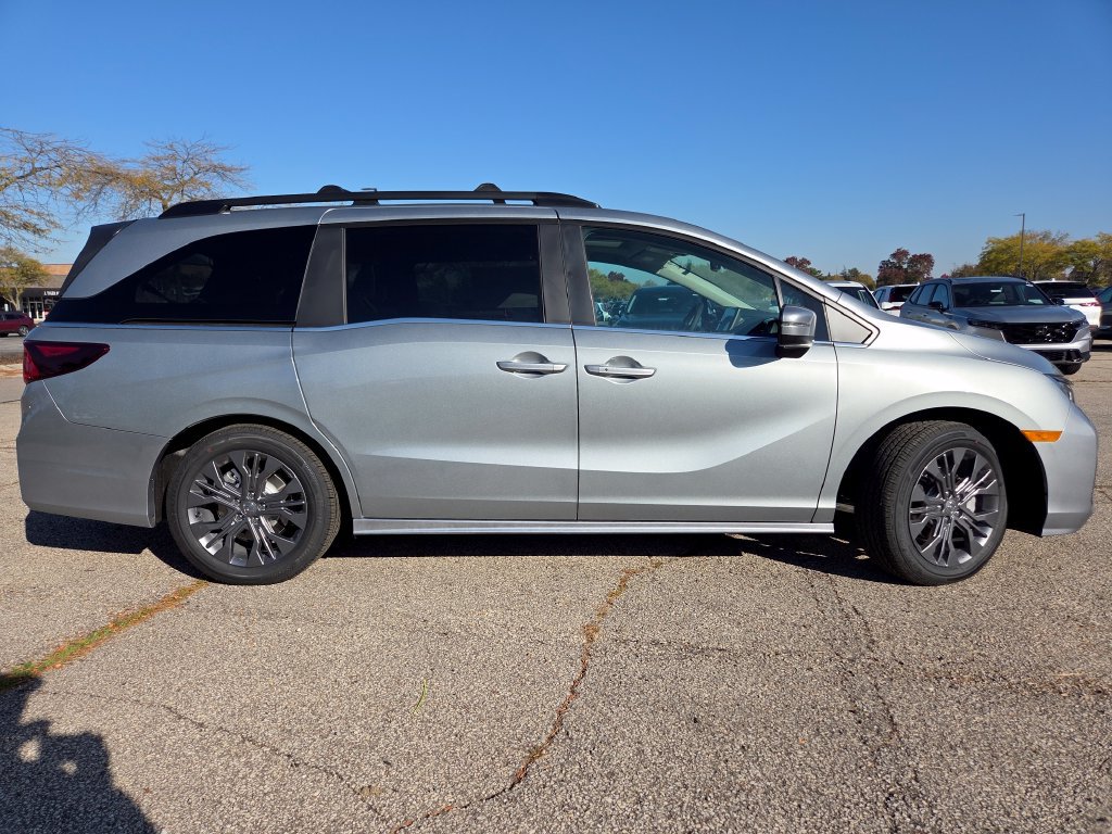New 2027 Honda Odyssey Touring image 29