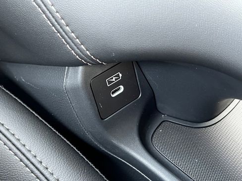 New 2026 Honda HR-V EX-L image 27